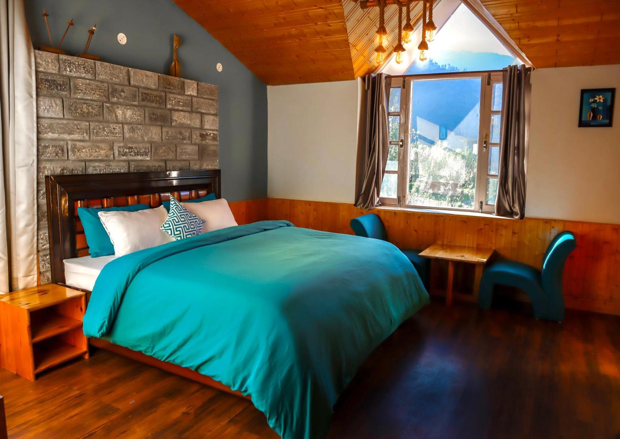 Fluestern Hostel And Cafe Nagar  Экстерьер фото